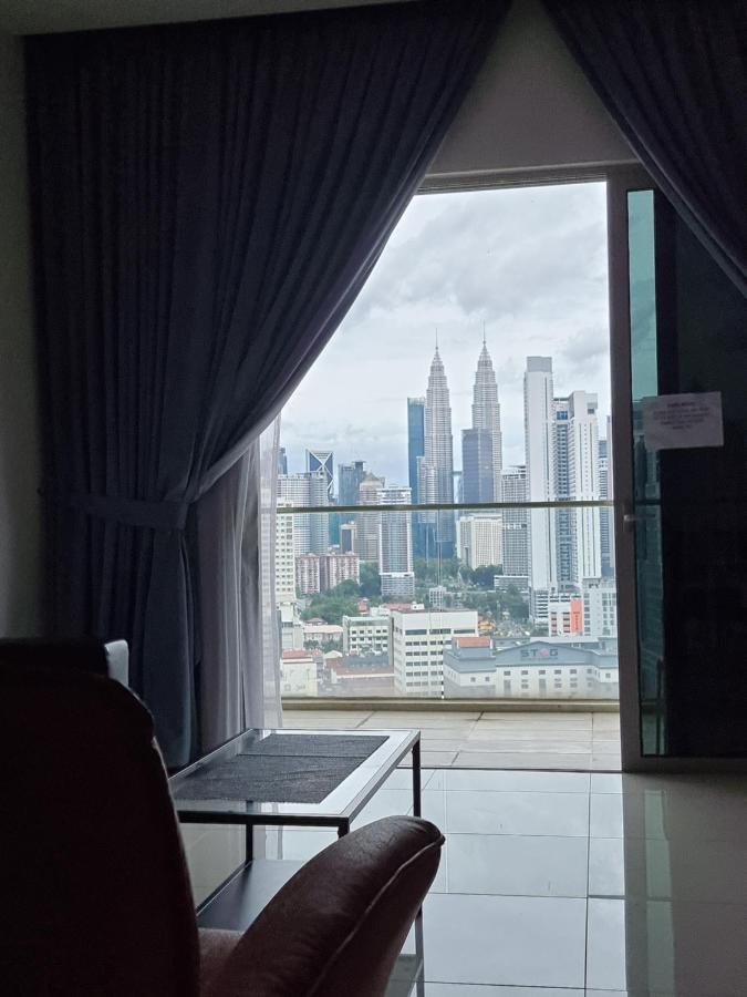 Wonderful Blue City View @Regalia Residence Kuala Lumpur Exterior photo