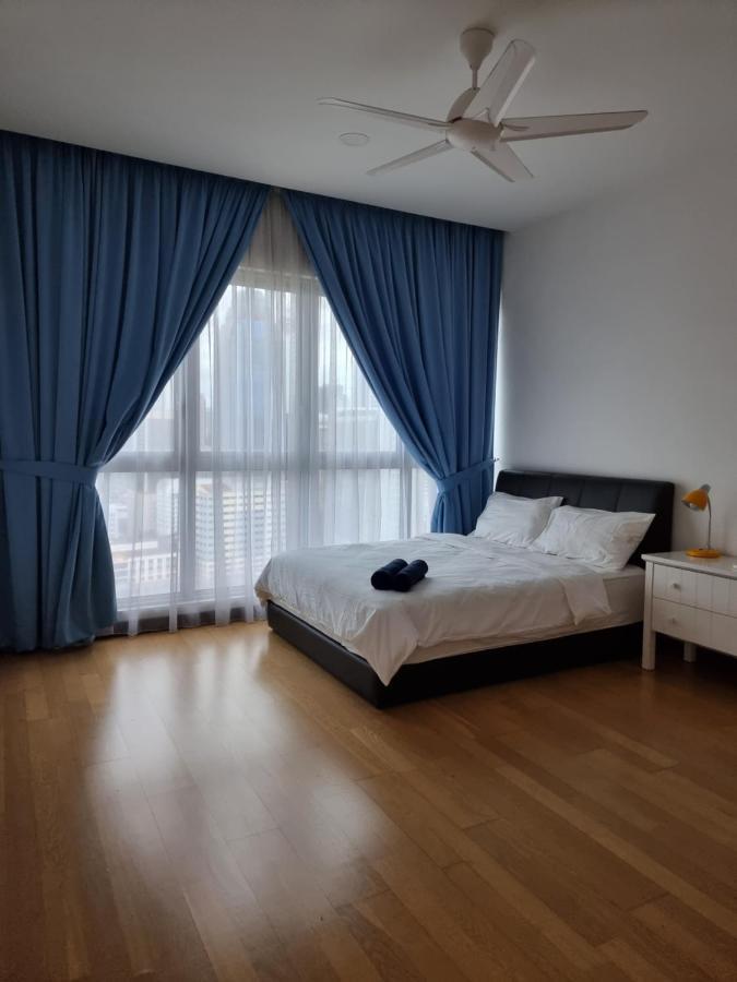 Wonderful Blue City View @Regalia Residence Kuala Lumpur Exterior photo